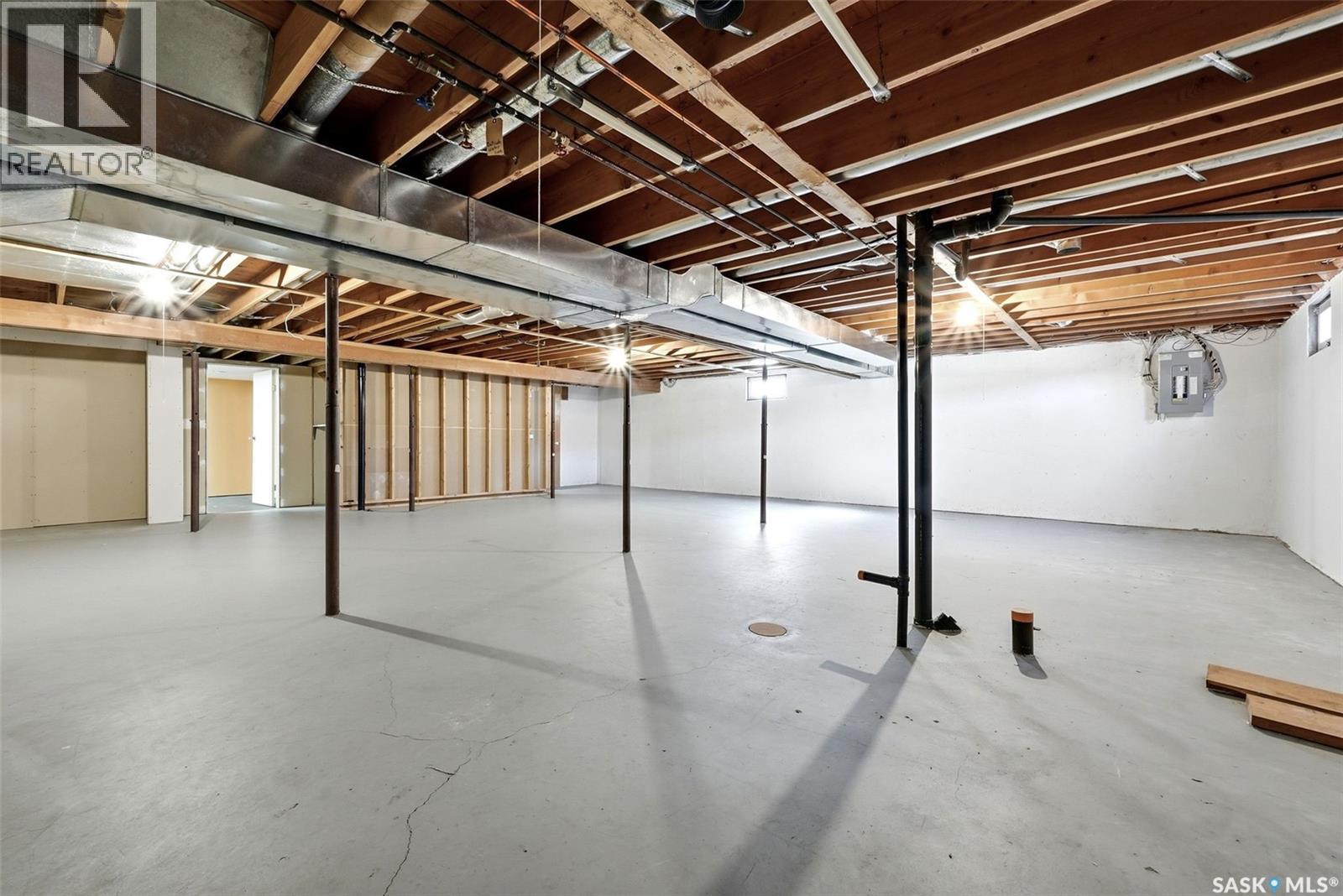 1083 Wascana Highlands, Regina, Saskatchewan  S4V 2K2 - Photo 28 - SK033647