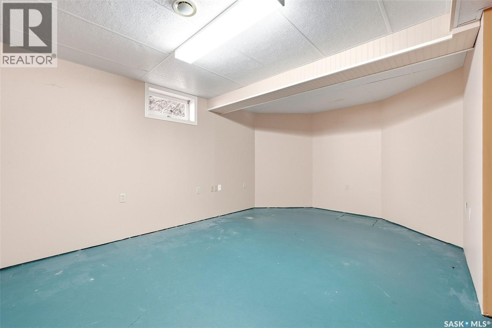 1083 Wascana Highlands, Regina, Saskatchewan  S4V 2K2 - Photo 29 - SK033647