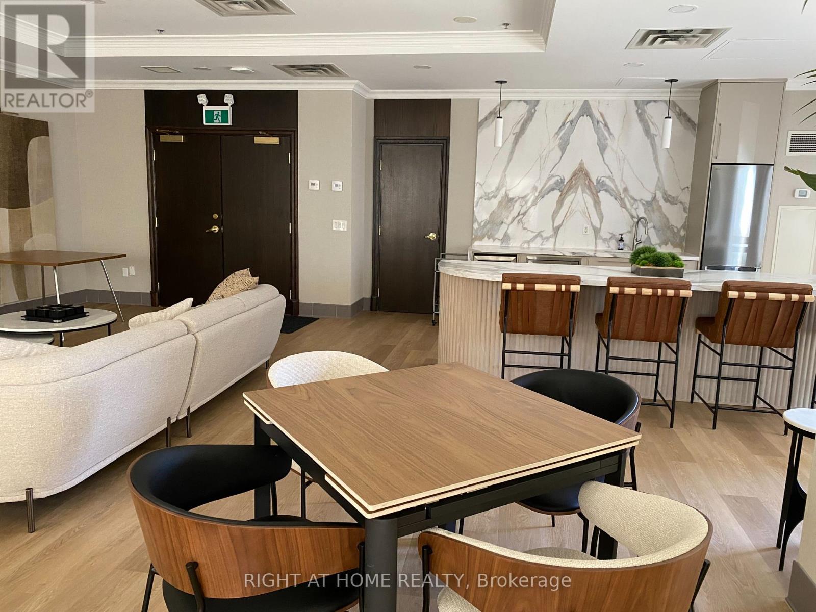 704 - 5 Michael Power Place, Toronto, Ontario  M9A 0A3 - Photo 36 - W13022868