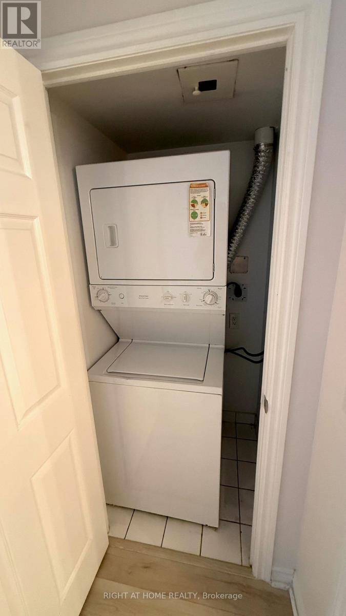 704 - 5 Michael Power Place, Toronto, Ontario  M9A 0A3 - Photo 28 - W13022868