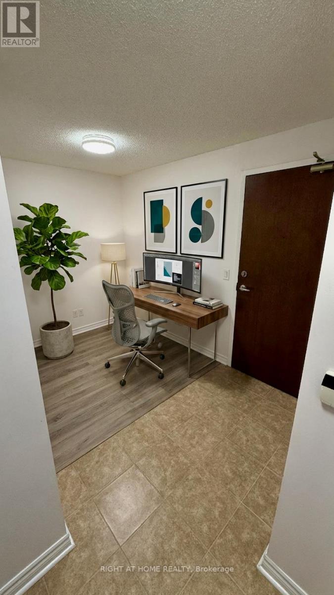 704 - 5 Michael Power Place, Toronto, Ontario  M9A 0A3 - Photo 27 - W13022868