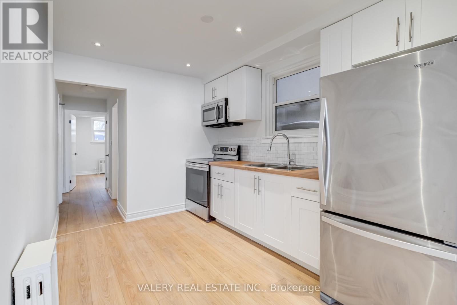 Basement - 32 Little Boulevard, Toronto, Ontario  M6E 4N2 - Photo 8 - W12801100