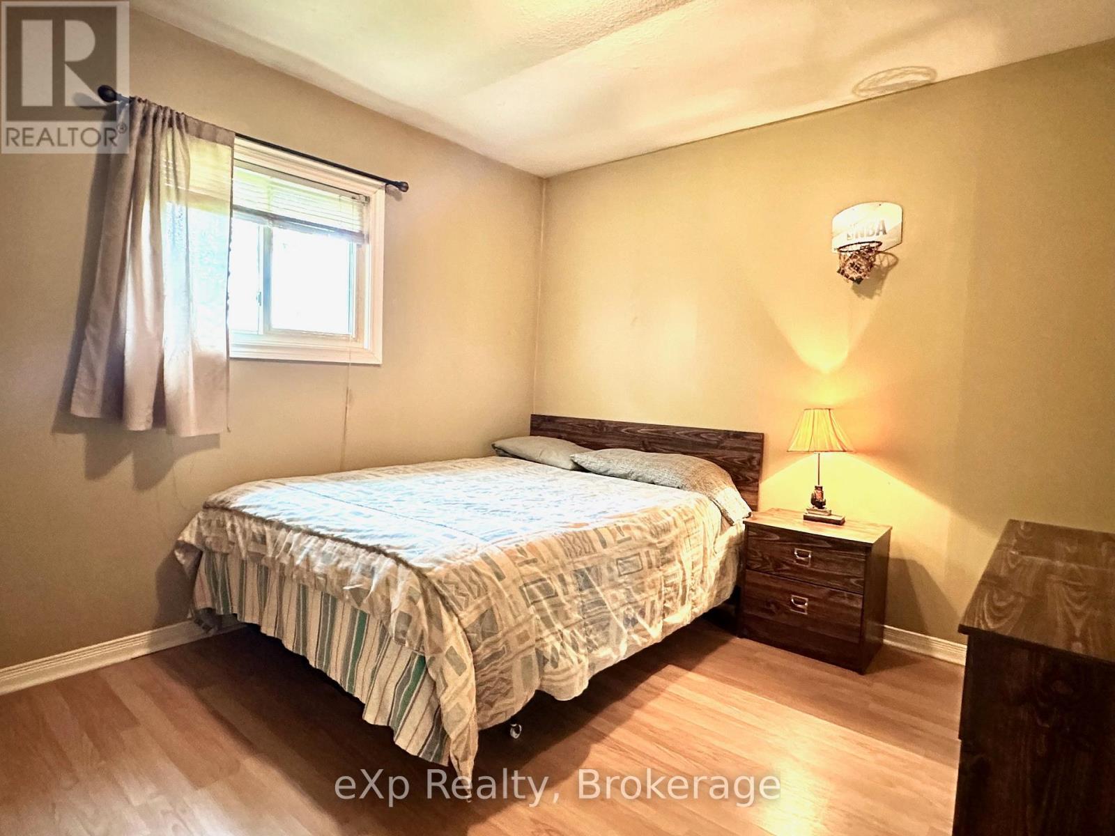 174364 Mulock Road, West Grey, Ontario  N0G 1S0 - Photo 14 - X12878312