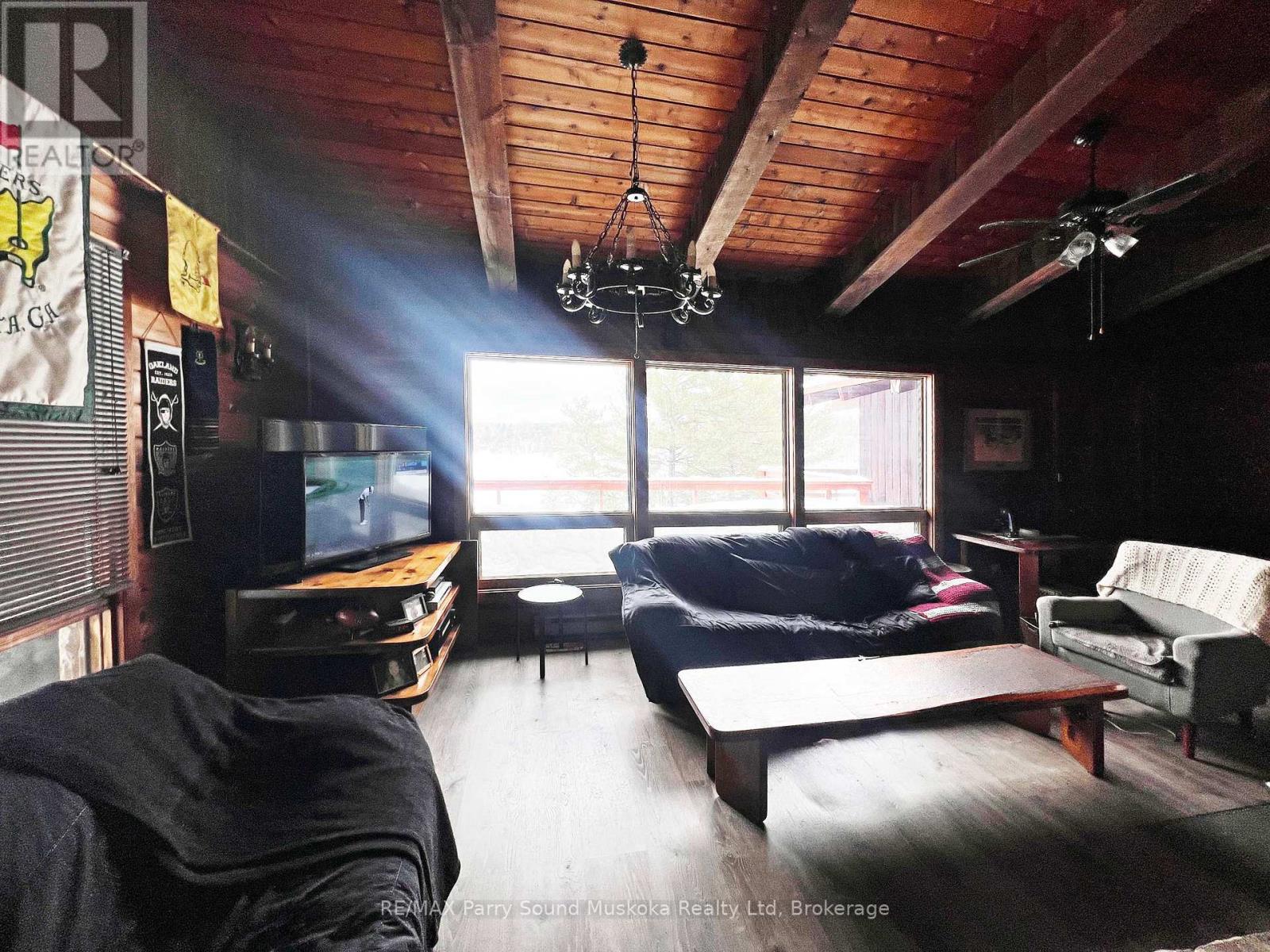 45 Ridgeway Drive, Carling, Ontario  P0G 1G0 - Photo 7 - X12888708