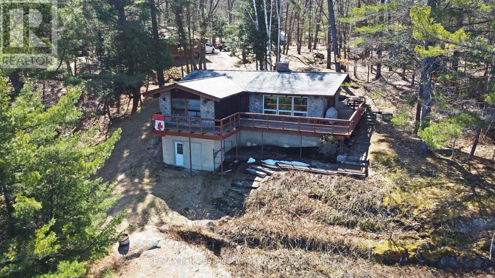 45 Ridgeway Drive, Carling, Ontario  P0G 1G0 - Photo 2 - X12888708