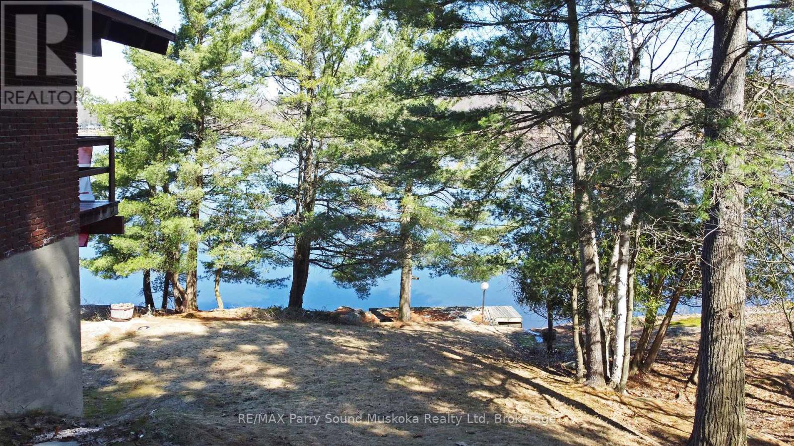 45 Ridgeway Drive, Carling, Ontario  P0G 1G0 - Photo 5 - X12888708