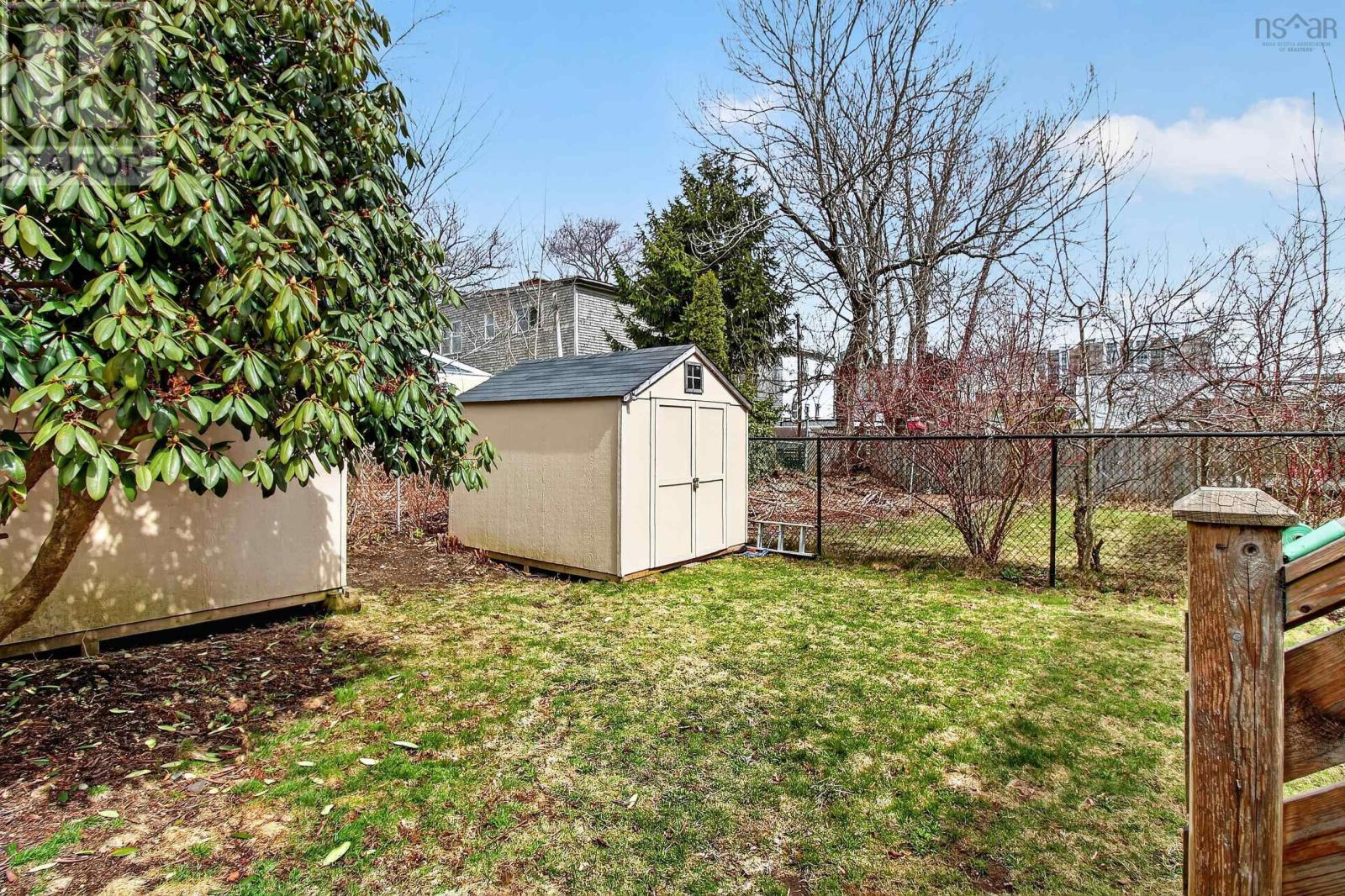 6243 Seaforth Street, Halifax, Nova Scotia  B3L 1R1 - Photo 9 - 202608342