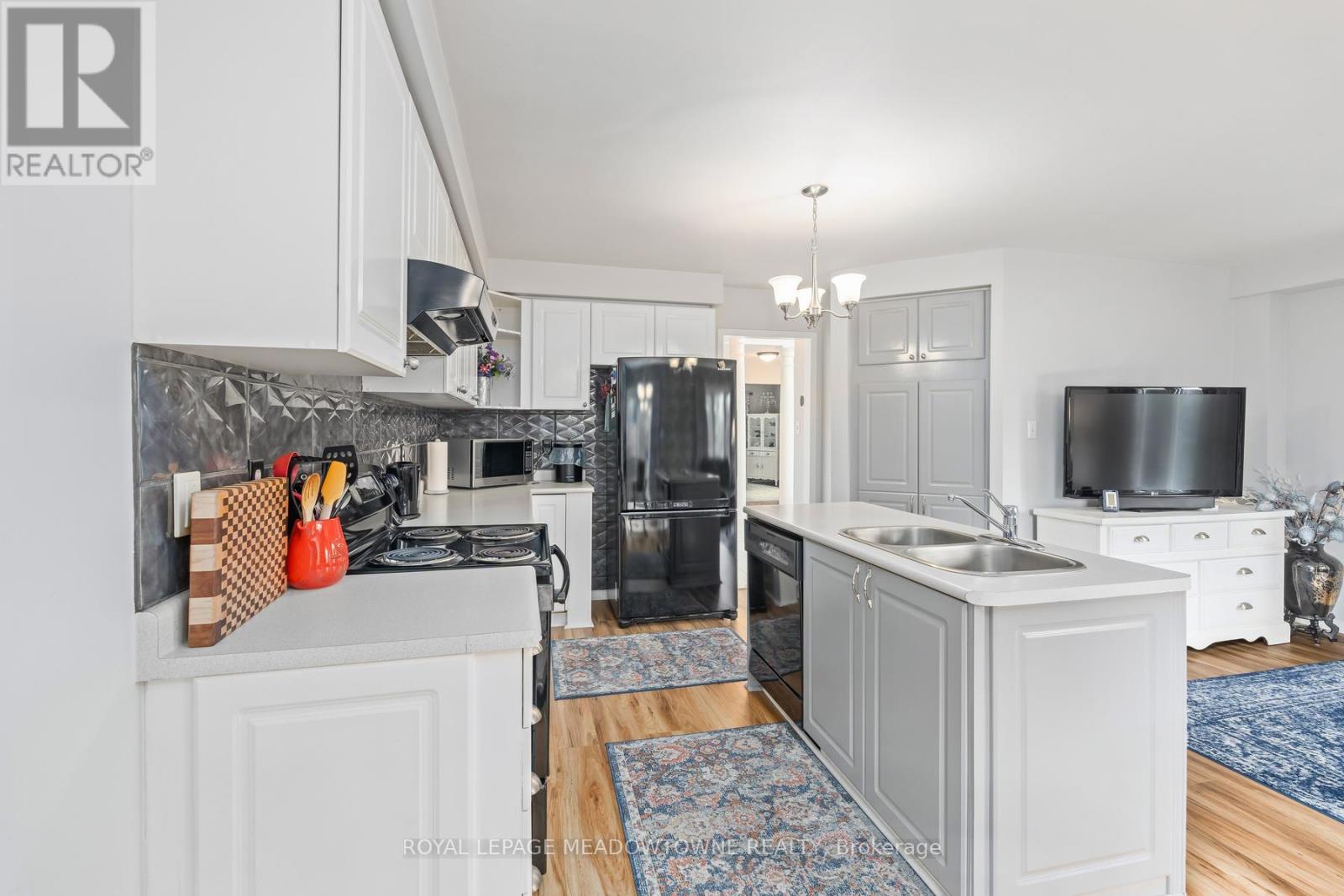 55 James Young Drive, Halton Hills, Ontario  L7G 5S5 - Photo 23 - W13034248