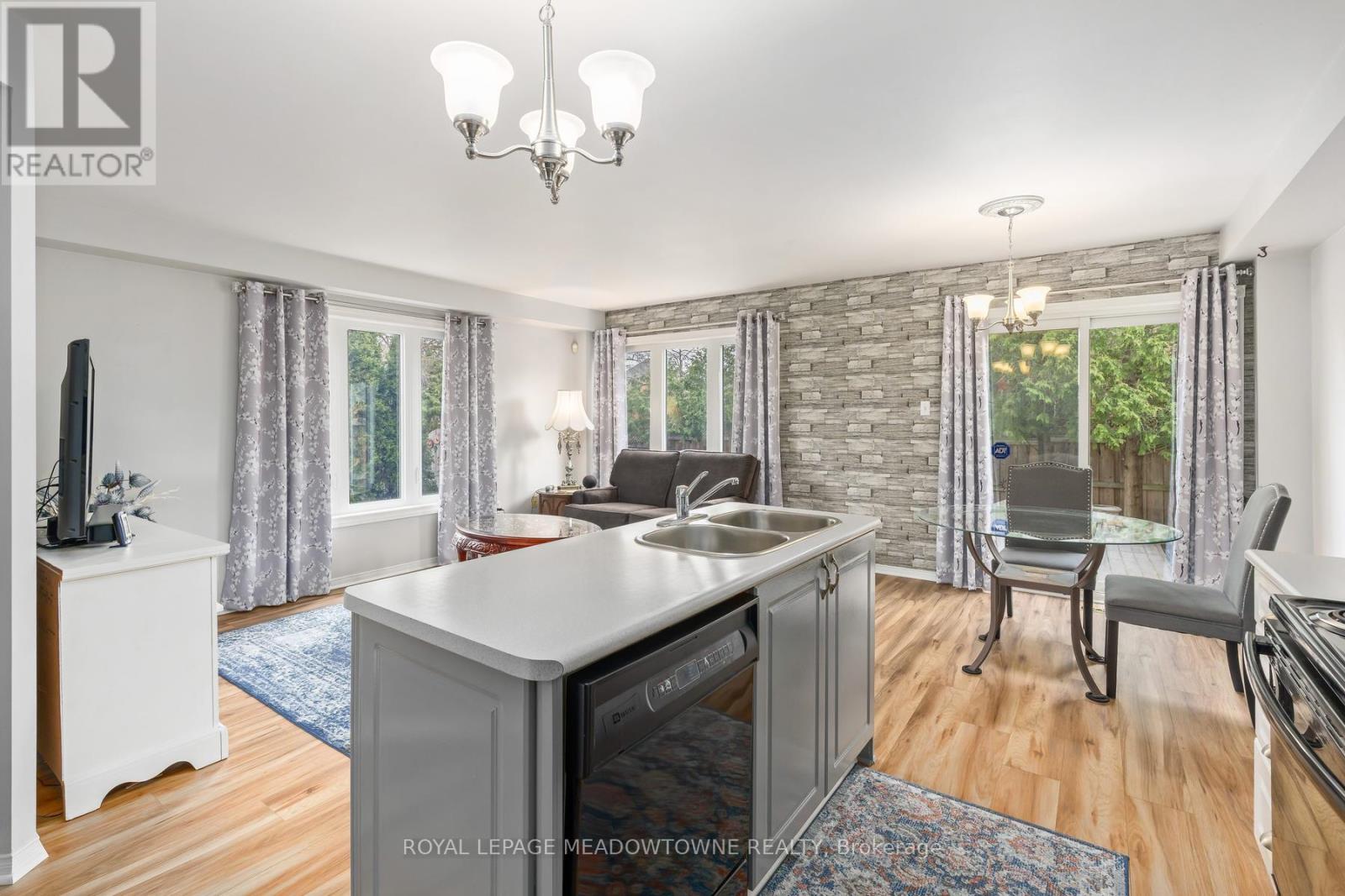 55 James Young Drive, Halton Hills, Ontario  L7G 5S5 - Photo 25 - W13034248