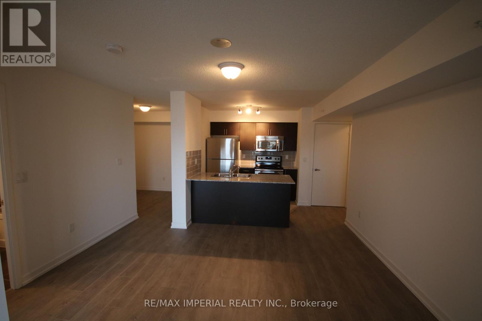 710 - 1410 Dupont Street, Toronto, Ontario  M6H 2B1 - Photo 6 - W13034280