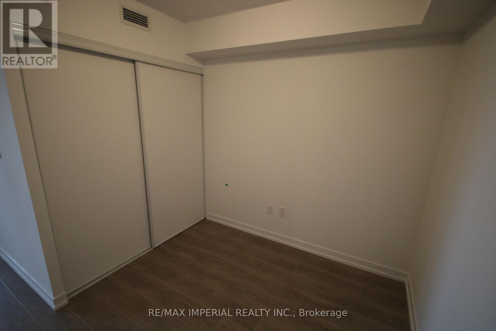 710 - 1410 Dupont Street, Toronto, Ontario  M6H 2B1 - Photo 7 - W13034280