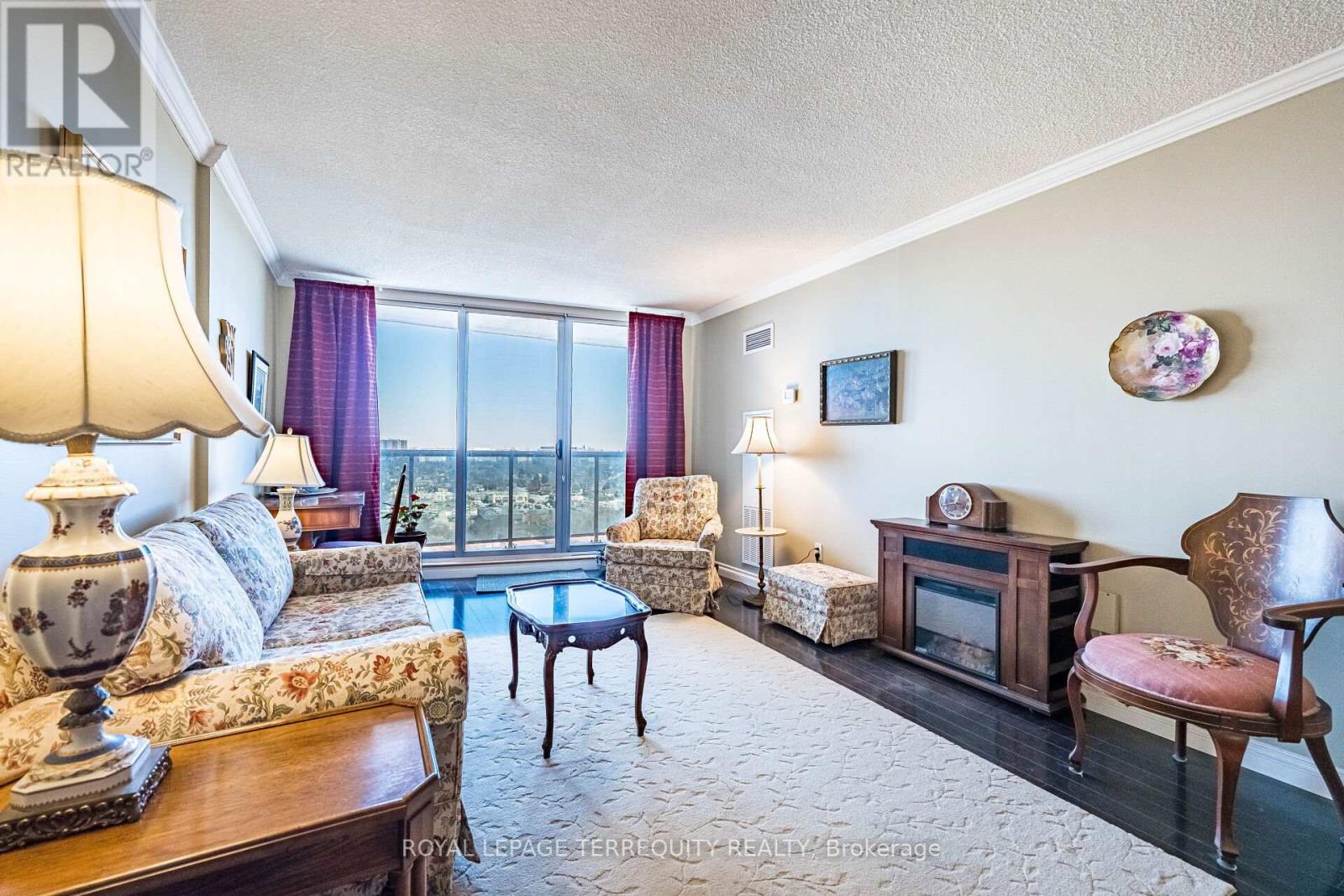 1907 - 812 Burnhamthorpe Road, Toronto, Ontario  M9C 4W1 - Photo 9 - W13034284