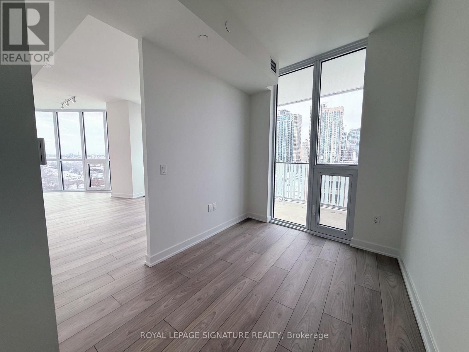 1009 - 1 Fairview Road E, Mississauga, Ontario  L5A 0B4 - Photo 10 - W13034298