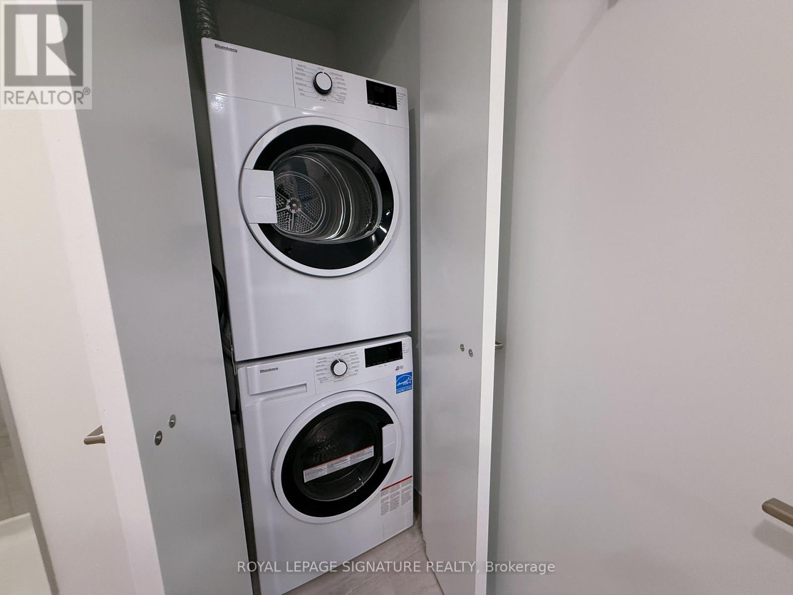 1009 - 1 Fairview Road E, Mississauga, Ontario  L5A 0B4 - Photo 6 - W13034298