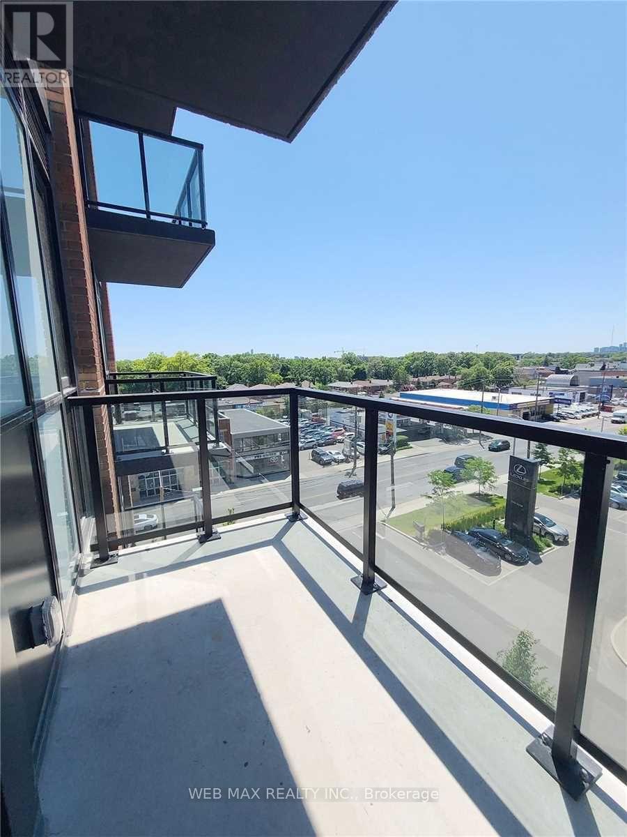 601 - 2300 St.clair Avenue W, Toronto, Ontario  M6N 0B3 - Photo 5 - W13034354