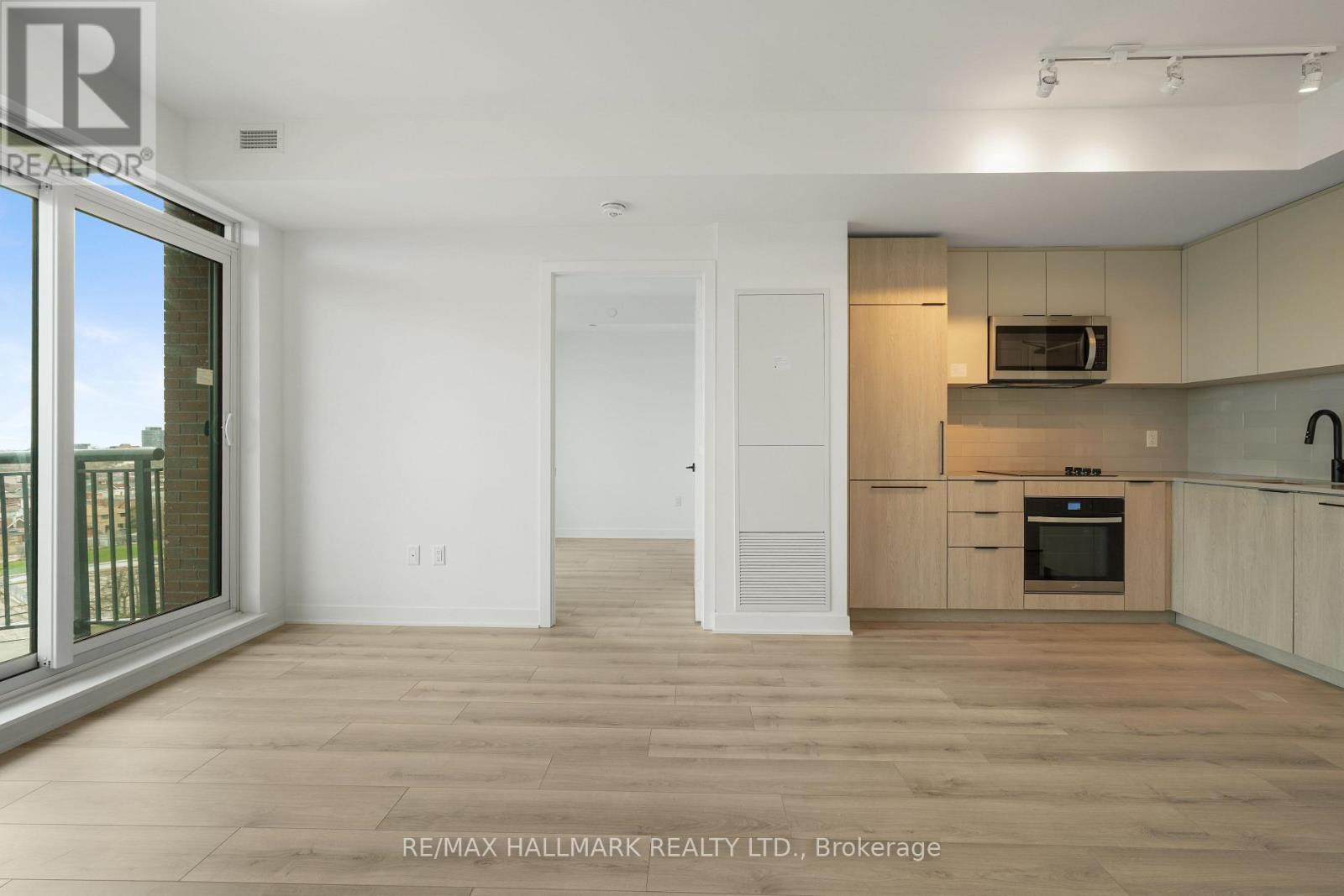 627 - 1185 Dupont Street, Toronto, Ontario  M6H 0G5 - Photo 14 - W13034370