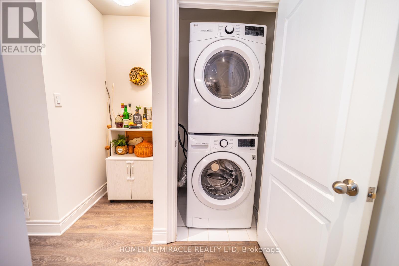 1293 Clarriage Court, Milton, Ontario  L9E 1J4 - Photo 21 - W13034398