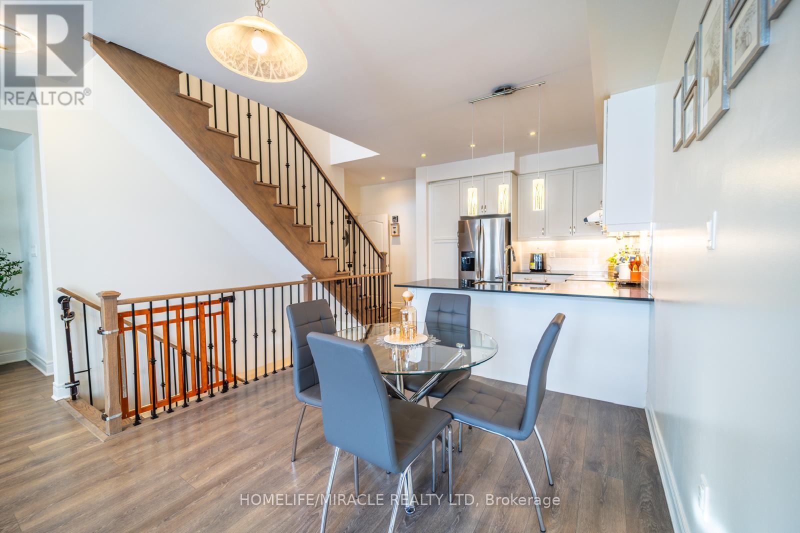 1293 Clarriage Court, Milton, Ontario  L9E 1J4 - Photo 5 - W13034398