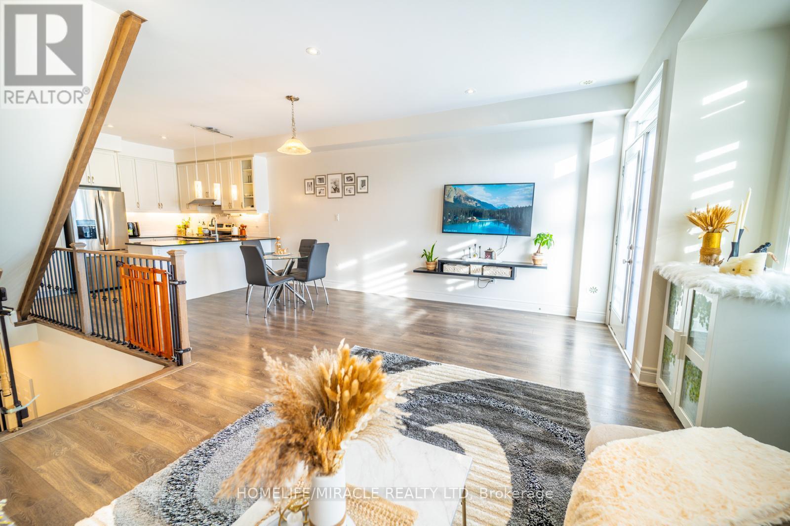 1293 Clarriage Court, Milton, Ontario  L9E 1J4 - Photo 6 - W13034398