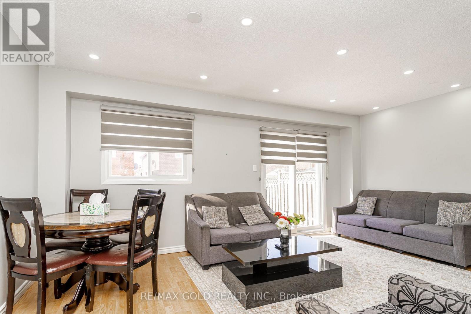 28 Silverstream Road, Brampton, Ontario  L6Z 3W5 - Photo 9 - W13034418