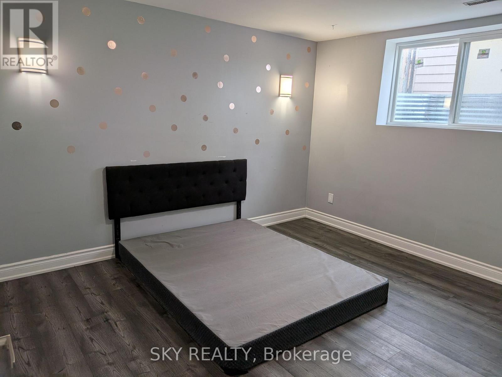 3 Panorama Crescent, Brampton, Ontario  L6S 3T7 - Photo 8 - W13034448