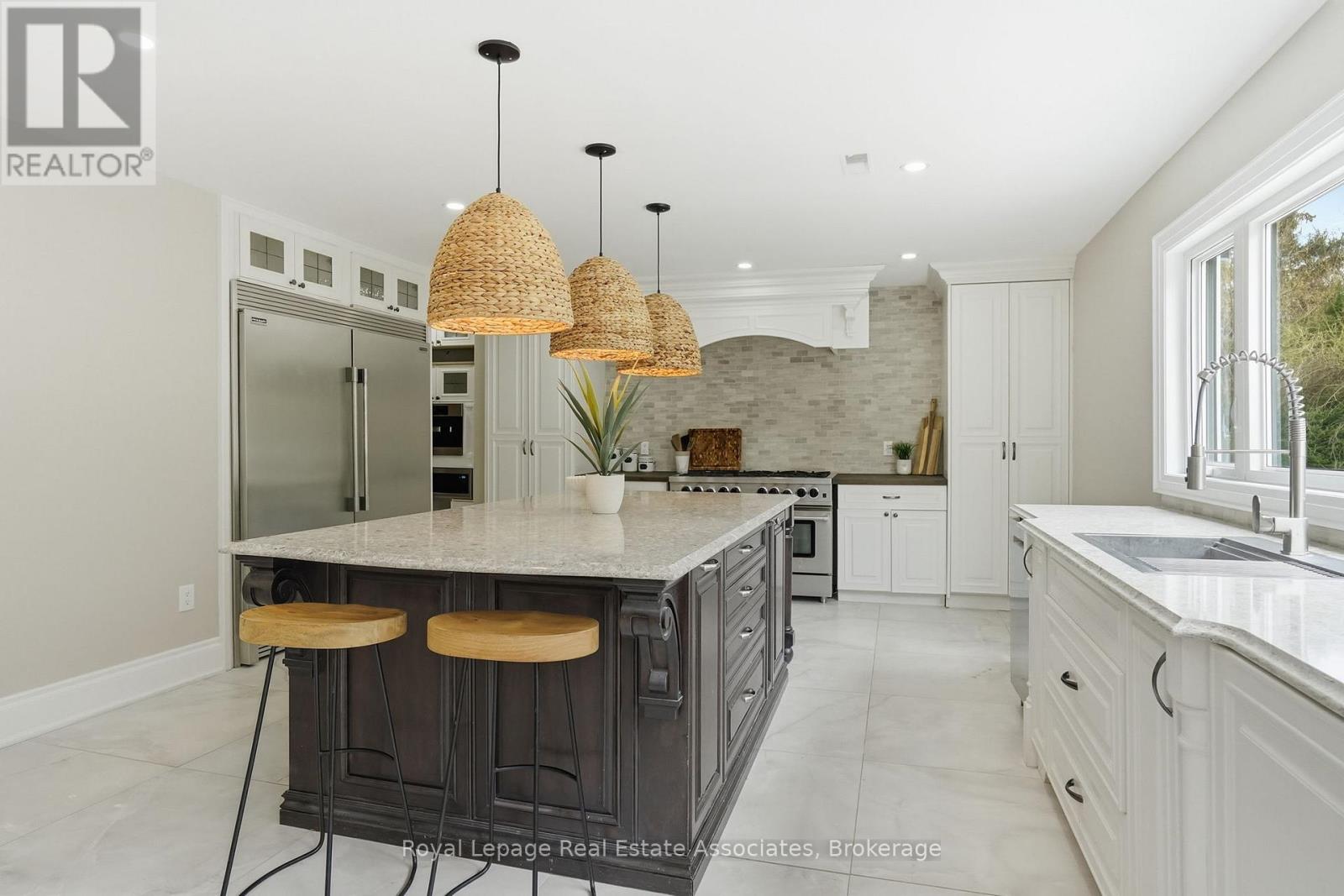 161 Mill Street, Halton Hills, Ontario  L7G 2C4 - Photo 11 - W13034484