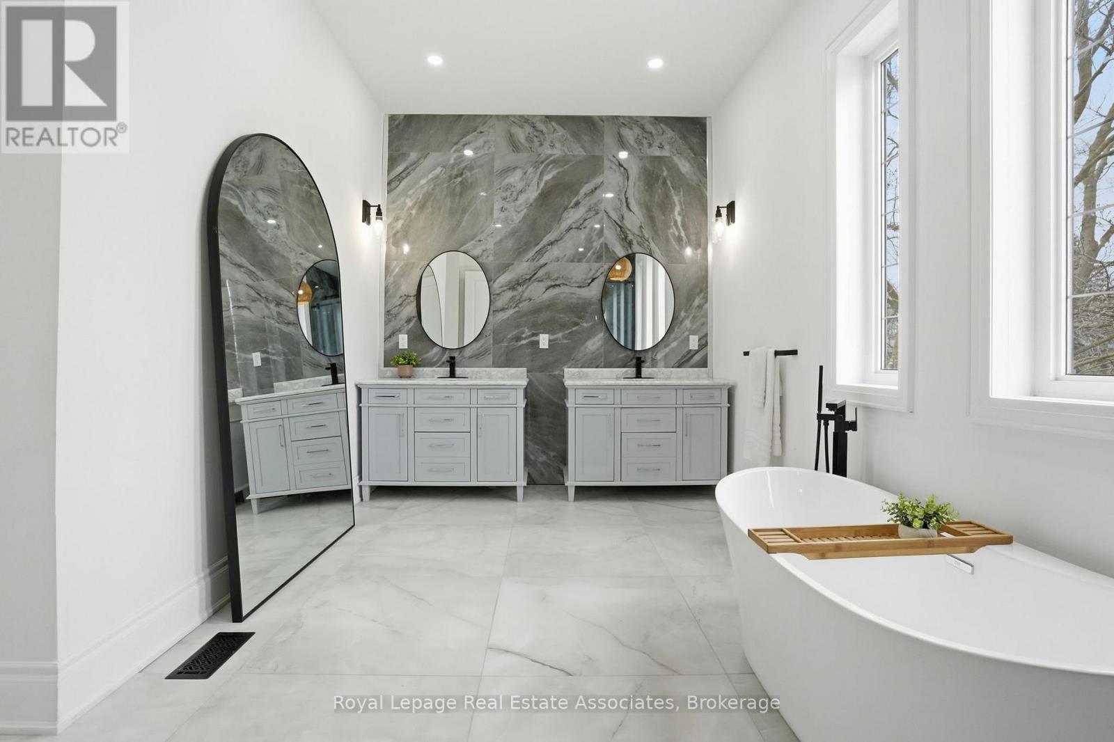 161 Mill Street, Halton Hills, Ontario  L7G 2C4 - Photo 30 - W13034484