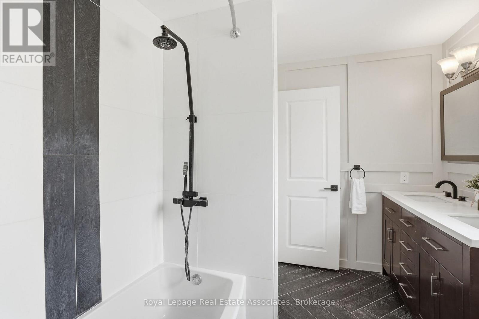 161 Mill Street, Halton Hills, Ontario  L7G 2C4 - Photo 34 - W13034484