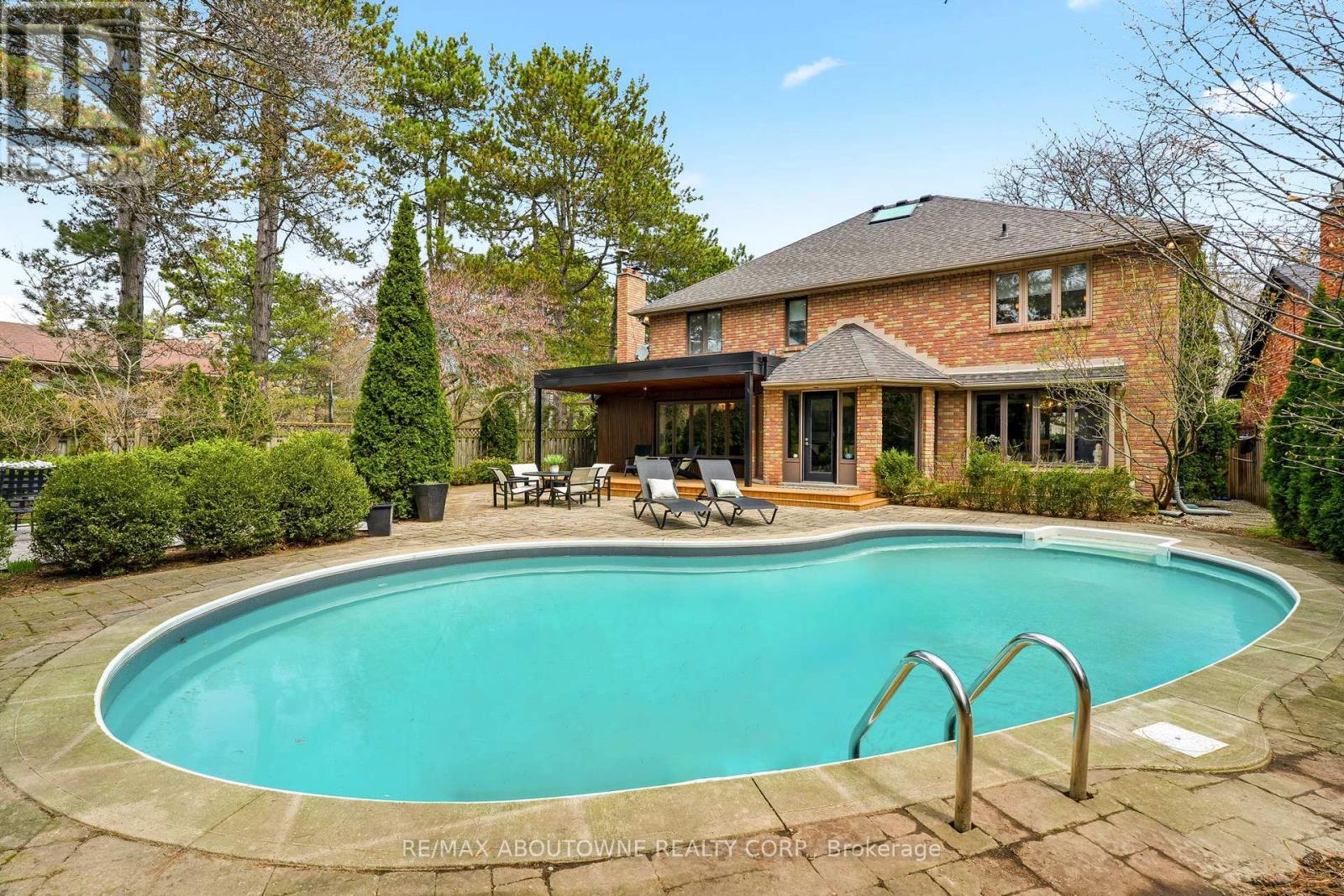 356 Shoreacres Road, Burlington, Ontario  L7L 2H5 - Photo 45 - W13034528