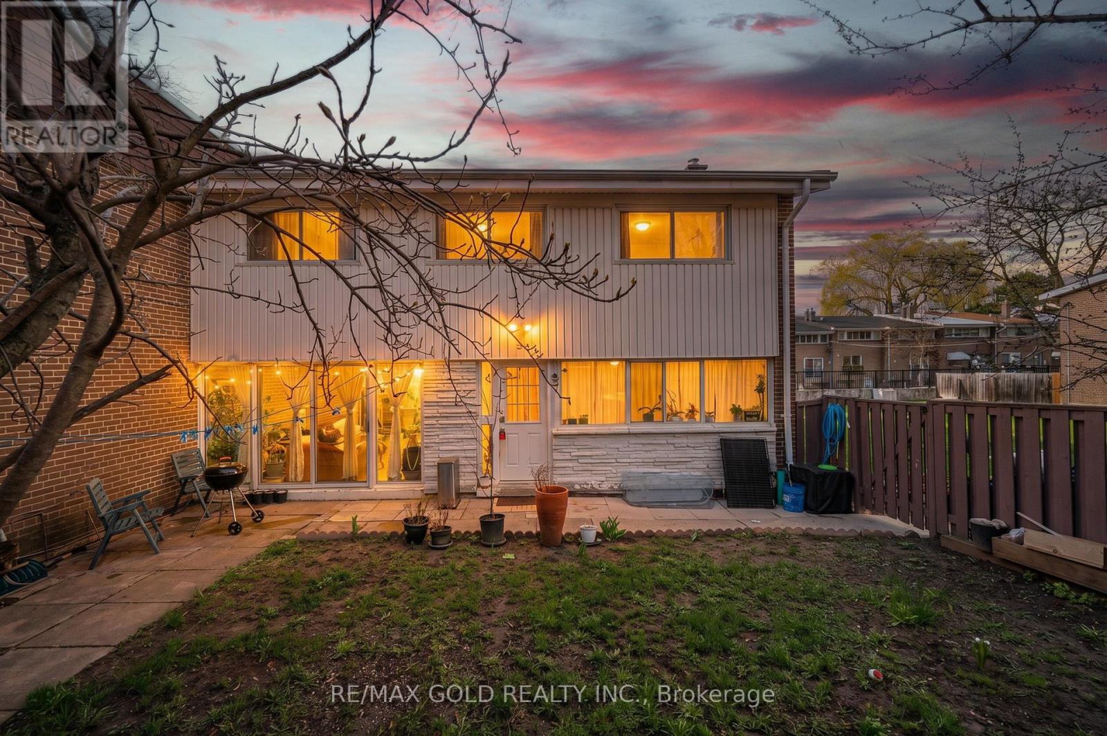 2 - 30 SENTINEL ROAD, Toronto, Ontario