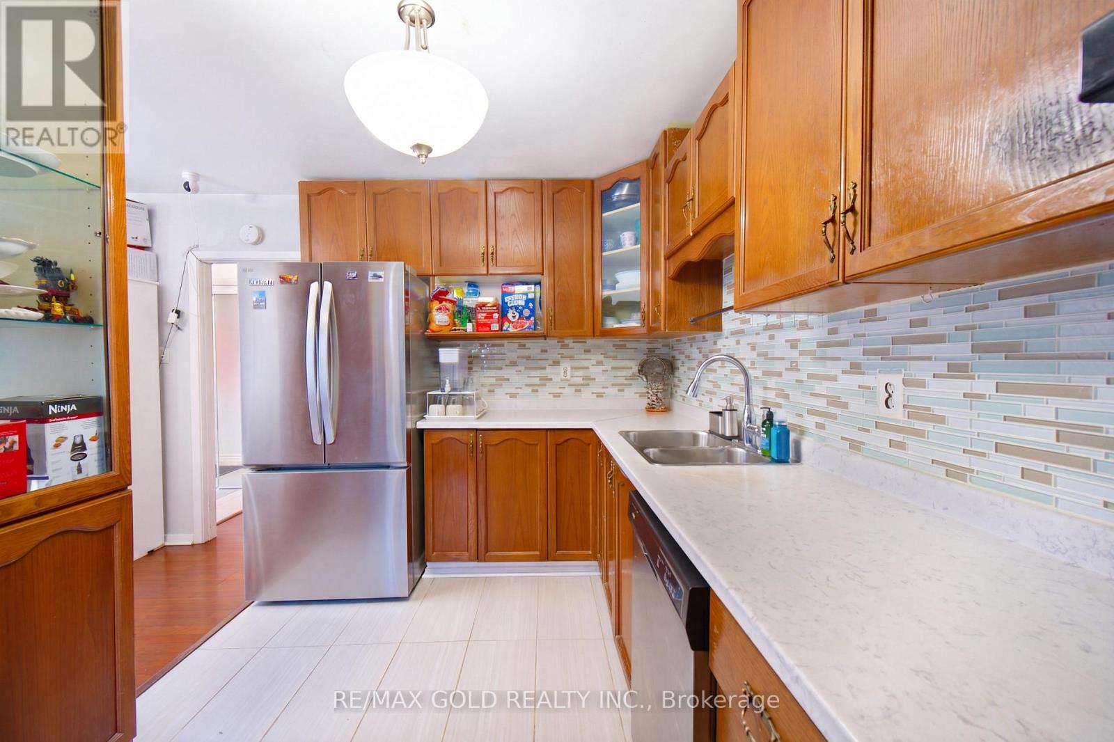 2 - 30 Sentinel Road, Toronto, Ontario  M3M 2Y8 - Photo 22 - W13034560