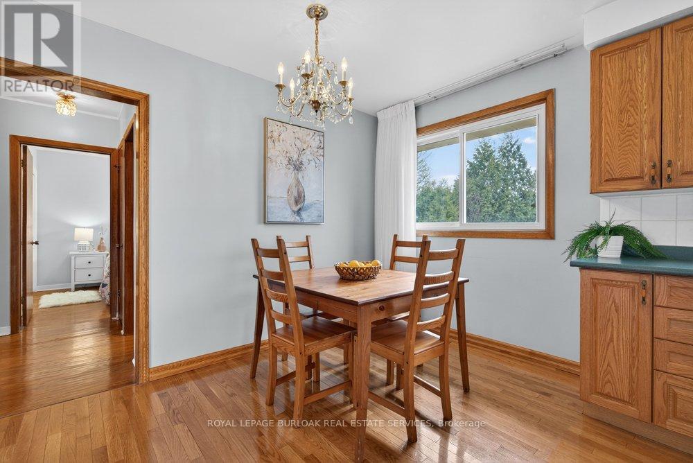 1502 Barker Avenue, Burlington, Ontario  L7P 2R4 - Photo 15 - W13034634