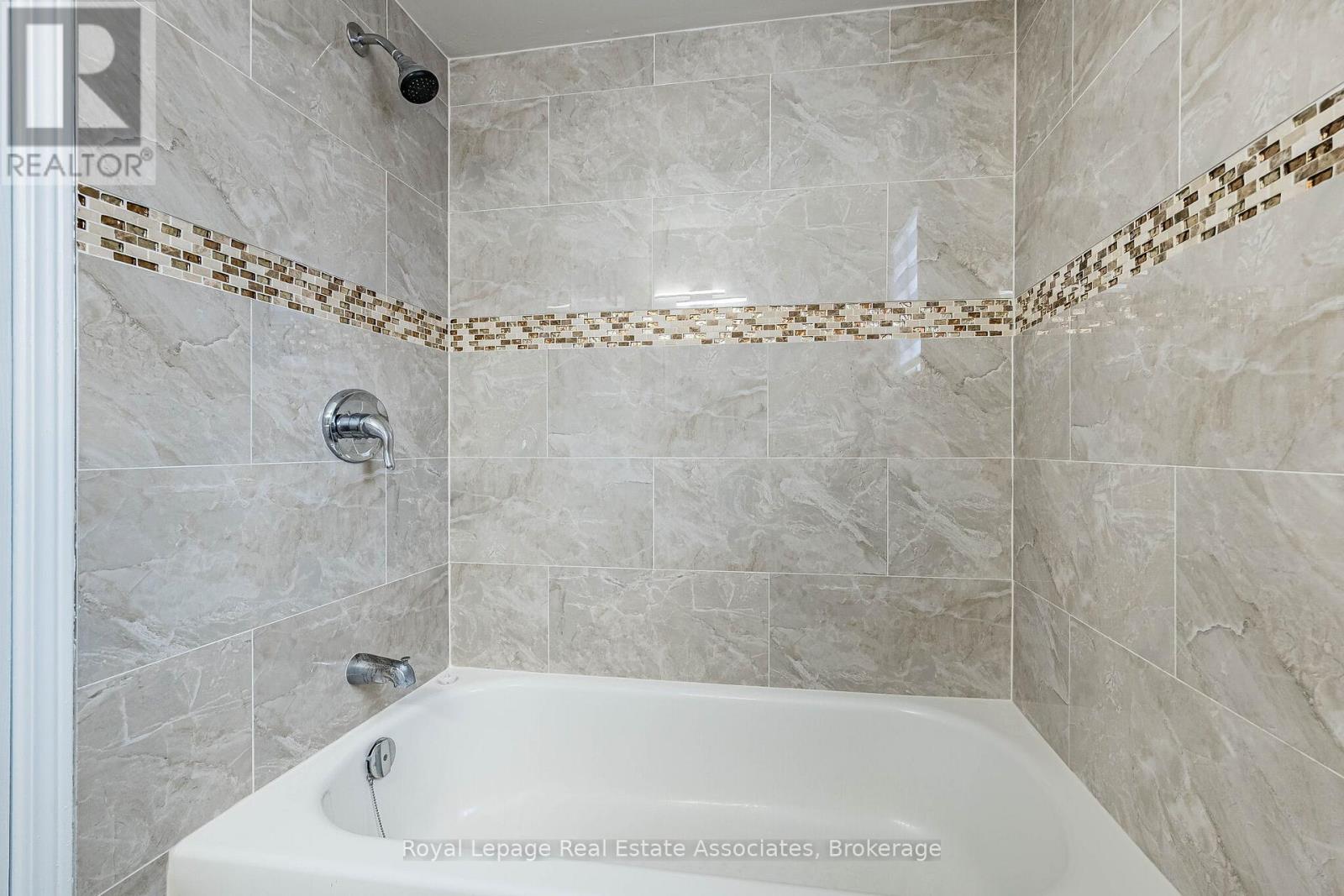 71 Drinkwater Drive, Brampton, Ontario  L6Y 4T8 - Photo 30 - W13034636