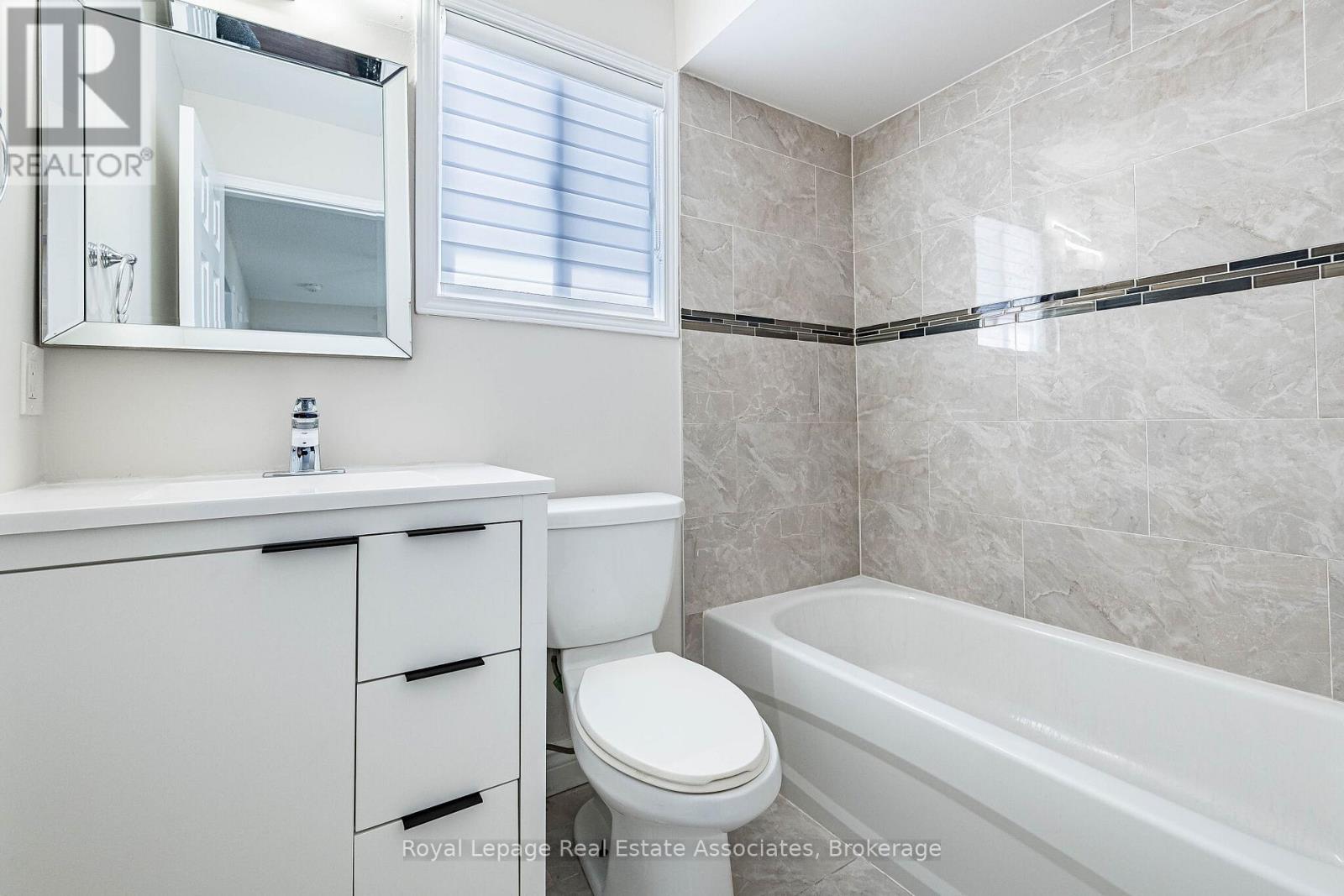 71 Drinkwater Drive, Brampton, Ontario  L6Y 4T8 - Photo 34 - W13034636