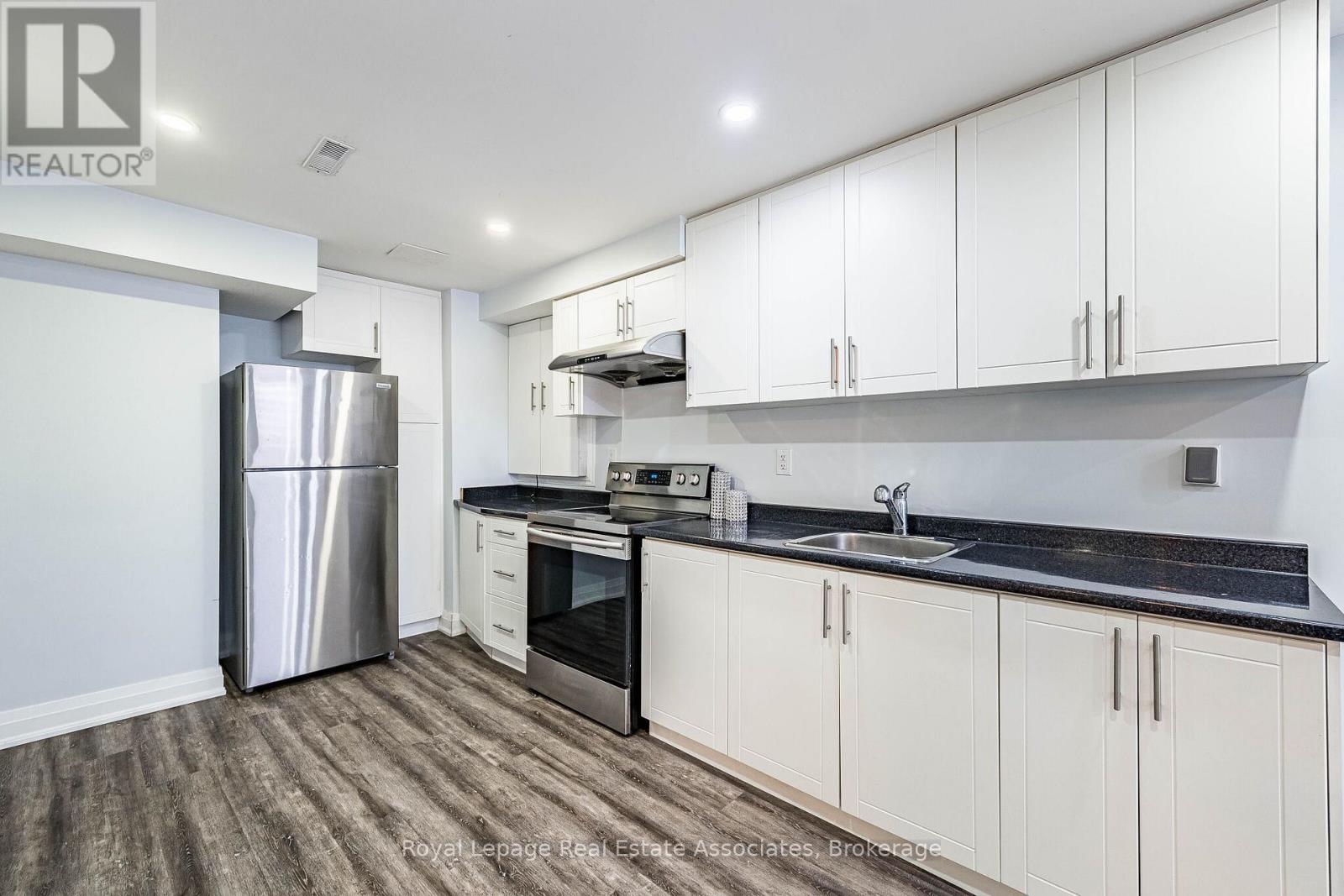 71 Drinkwater Drive, Brampton, Ontario  L6Y 4T8 - Photo 40 - W13034636