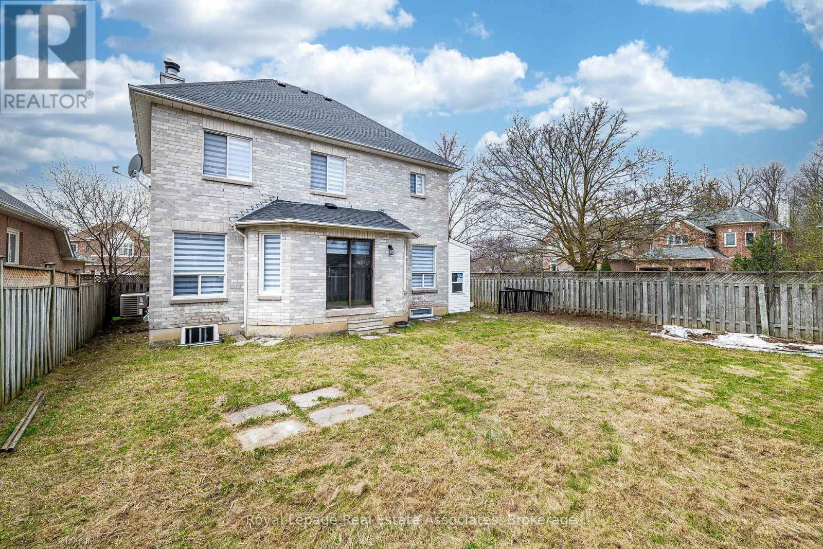 71 Drinkwater Drive, Brampton, Ontario  L6Y 4T8 - Photo 50 - W13034636