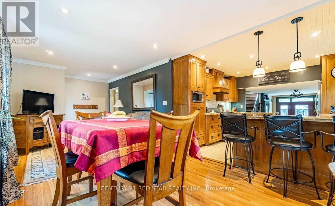 550 Fourth Line, Oakville, Ontario  L6L 5A7 - Photo 13 - W13034642