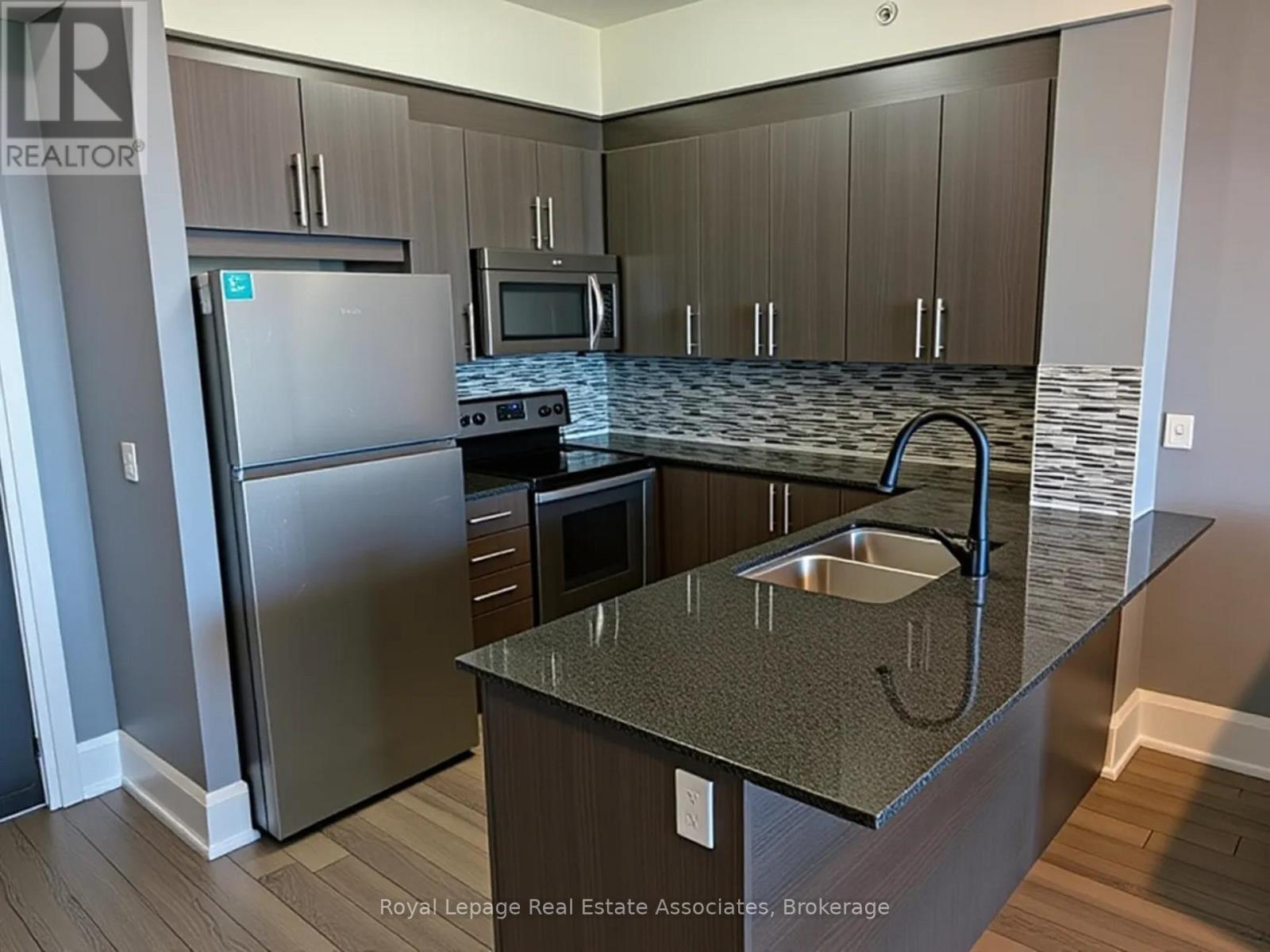 405 - 45 Yorkland Boulevard, Brampton, Ontario  L6P 4B4 - Photo 11 - W13034704