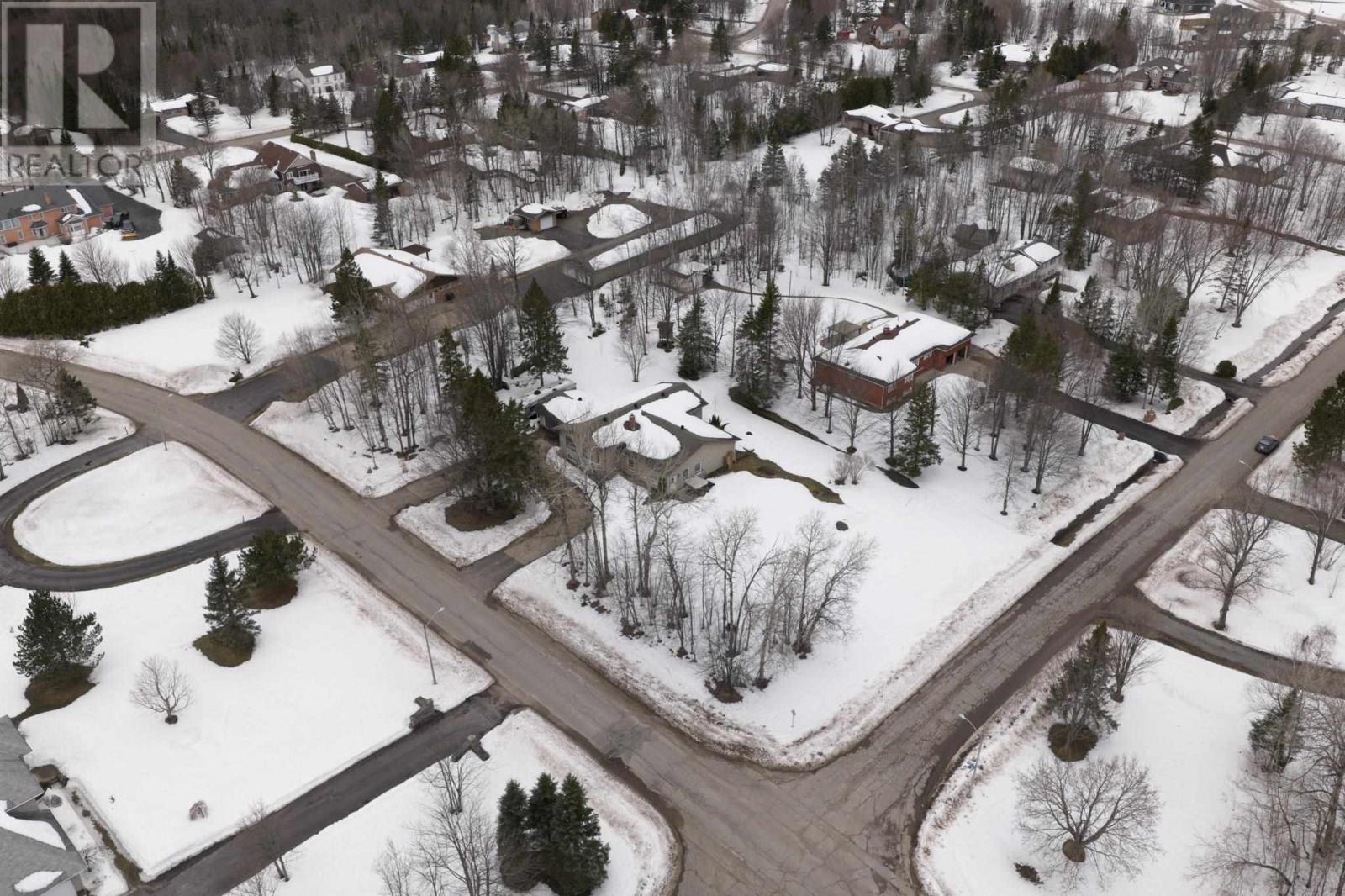 48 Palomino Dr, Sault Ste. Marie, Ontario  P6A 6K4 - Photo 6 - SM260727