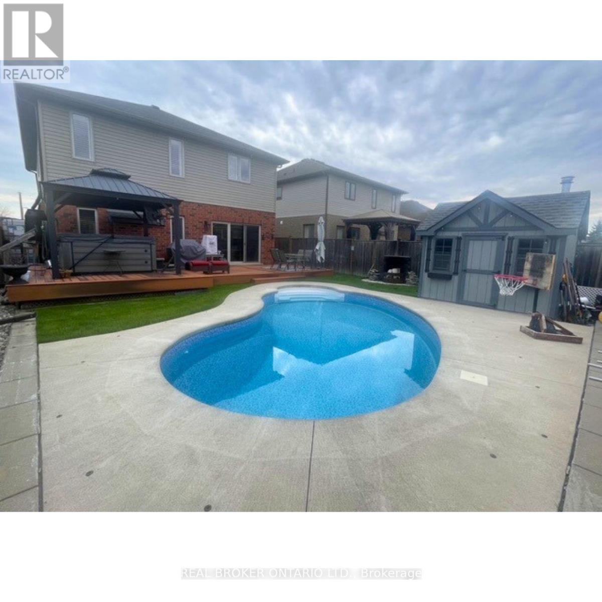 50 Gaiser Road, Welland, Ontario  L3C 0B5 - Photo 7 - X12905332