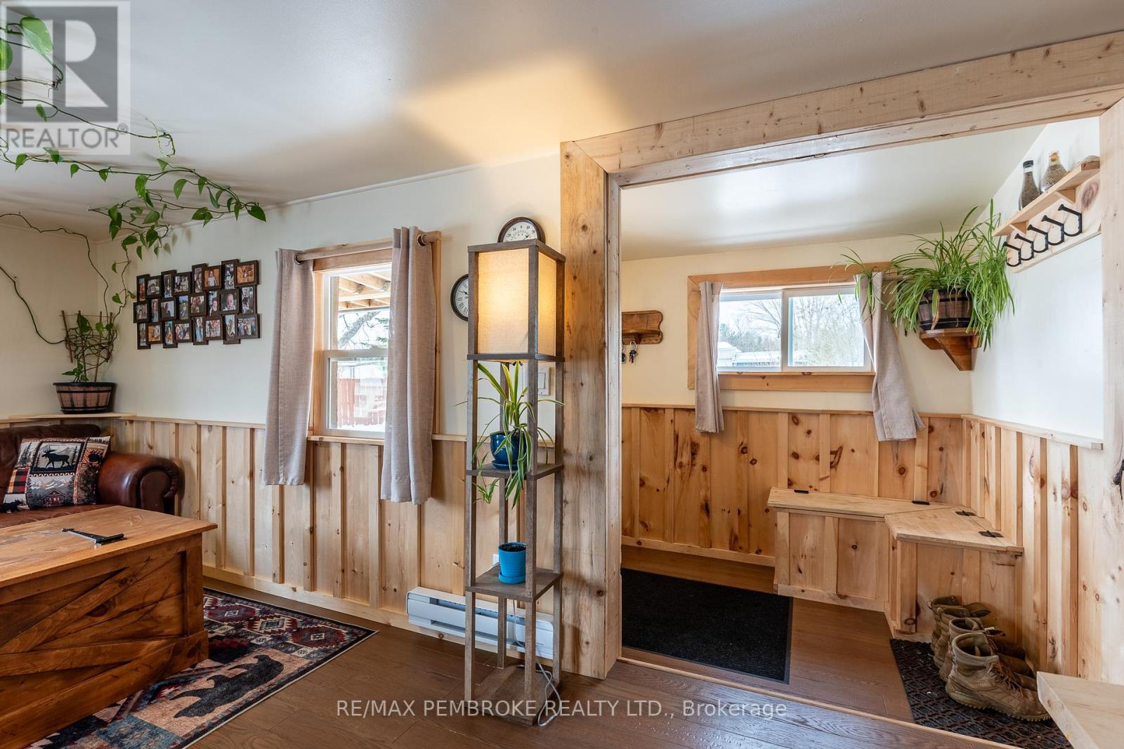 23 Pinehurst Estates, Petawawa, Ontario  K8H 2H2 - Photo 14 - X12926276