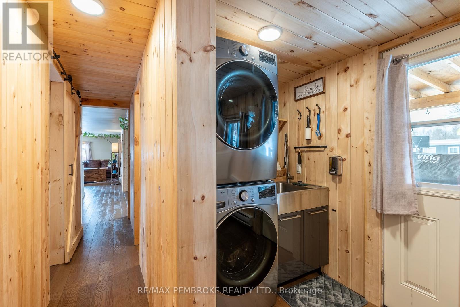 23 Pinehurst Estates, Petawawa, Ontario  K8H 2H2 - Photo 38 - X12926276