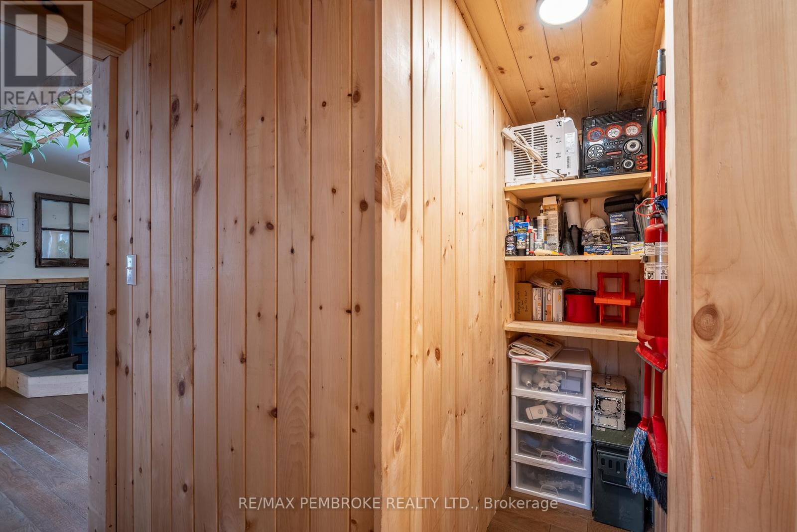 23 Pinehurst Estates, Petawawa, Ontario  K8H 2H2 - Photo 41 - X12926276