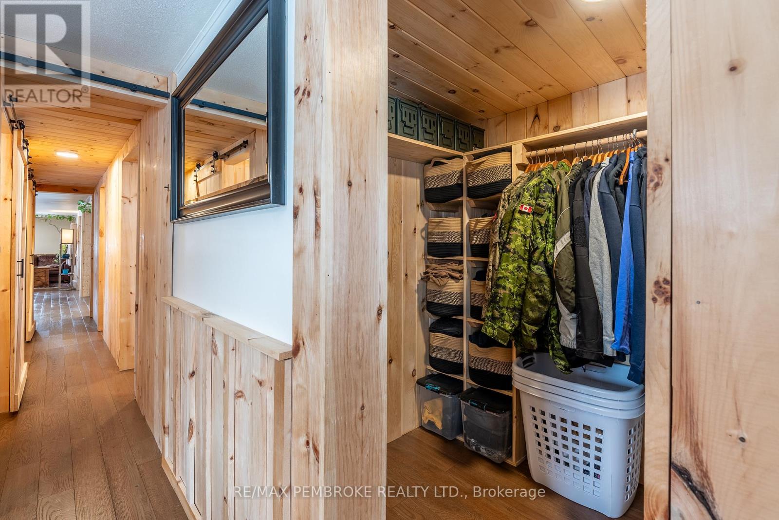 23 Pinehurst Estates, Petawawa, Ontario  K8H 2H2 - Photo 36 - X12926276