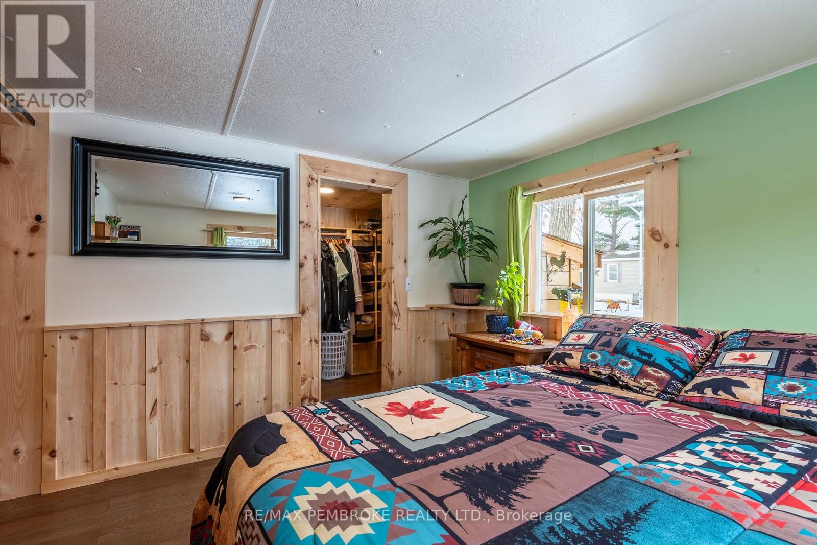 23 Pinehurst Estates, Petawawa, Ontario  K8H 2H2 - Photo 35 - X12926276