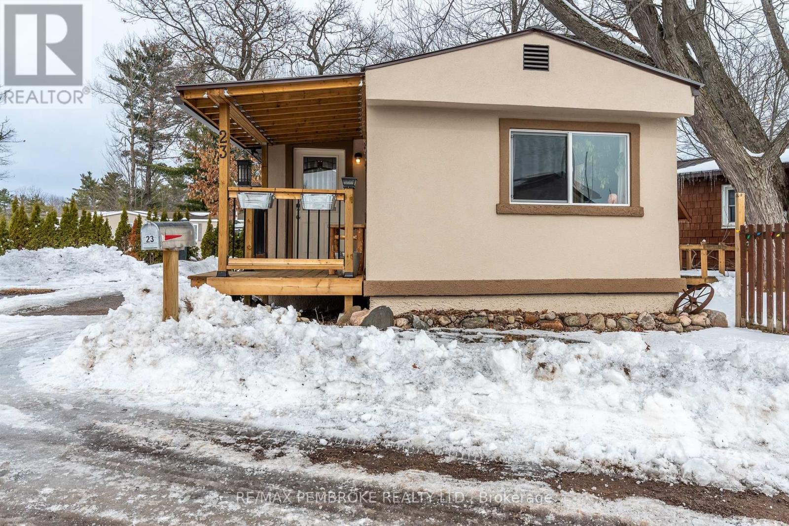 23 Pinehurst Estates, Petawawa, Ontario  K8H 2H2 - Photo 49 - X12926276