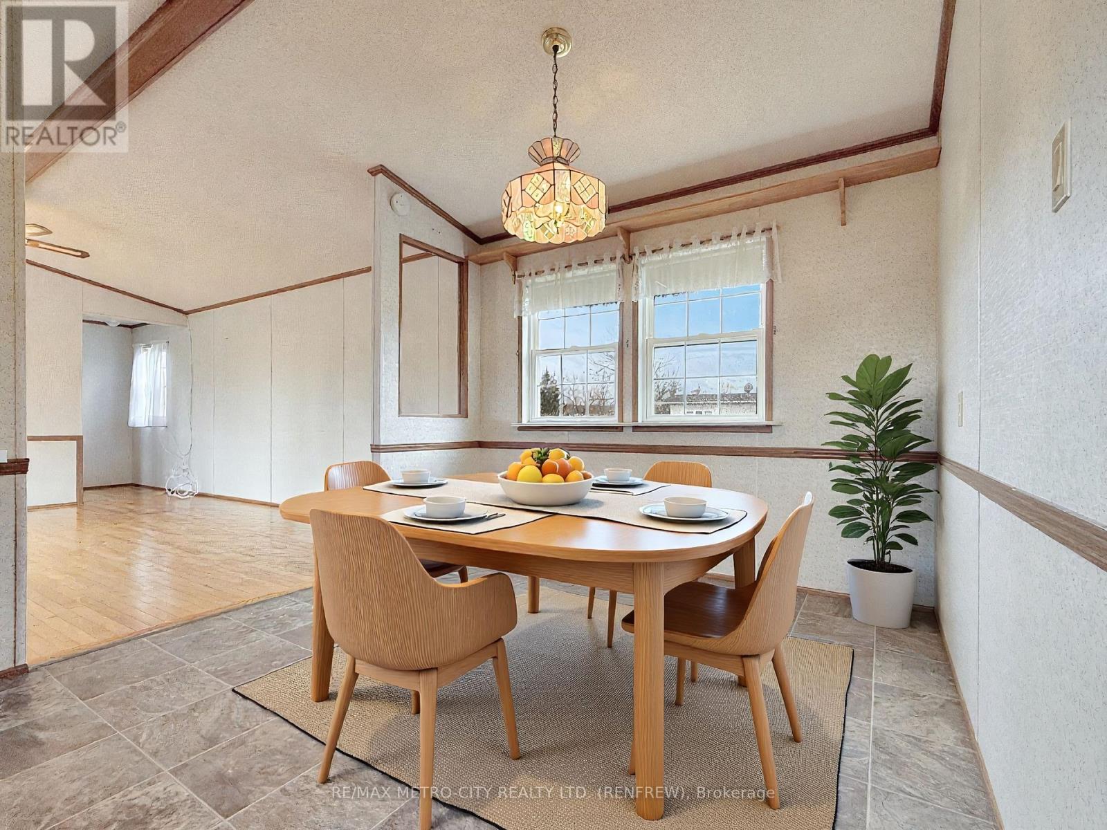 34 Sunset Lane, Horton, Ontario  K7V 0A5 - Photo 8 - X13032702