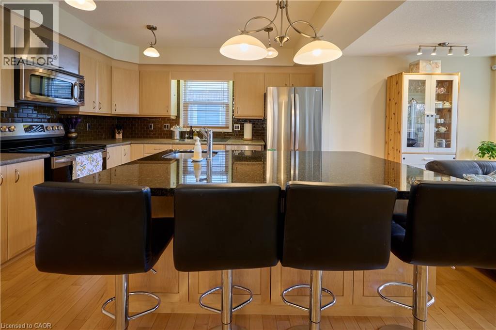 126 Snowdrop Crescent, Kitchener, Ontario  N2E 4G7 - Photo 10 - 40823539