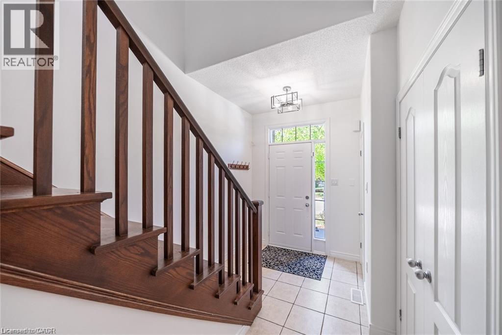 10 Liddycoat Lane Unit# 4, Hamilton, Ontario  L9G 0A7 - Photo 6 - 40823515