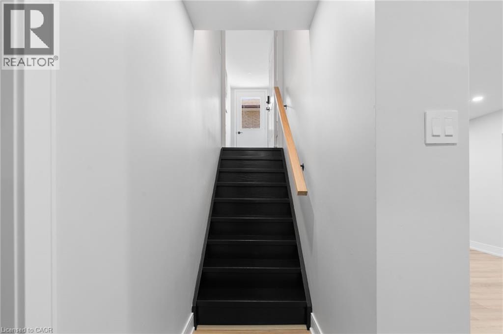 17 Clearview Drive, Hamilton, Ontario  L8G 4Y4 - Photo 37 - 40823444